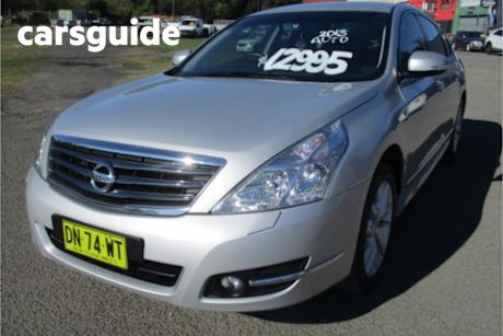 Silver 2013 Nissan Maxima Sedan 250 ST-L