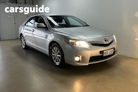 Silver 2010 Toyota Camry Sedan Hybrid