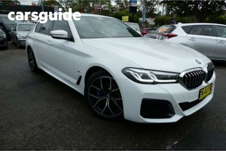 White 2022 BMW 530D Sedan M Sport LCI