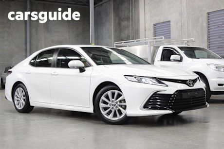 White 2022 Toyota Camry Sedan Ascent + SAT NAV