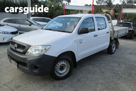 White 2010 Toyota Hilux Dual Cab Pick-up Workmate