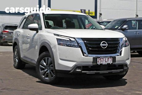 White 2024 Nissan Pathfinder Wagon ST-L (2WD)