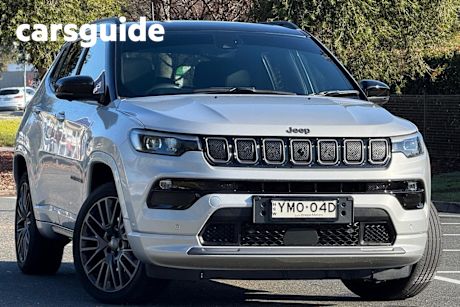Silver 2022 Jeep Compass Wagon S-Limited (4X4)