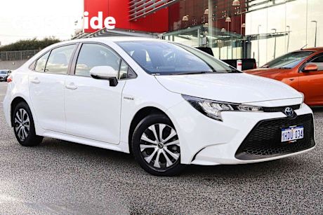 White 2020 Toyota Corolla Sedan Ascent Sport (hybrid)