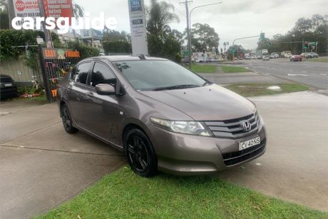 Bronze 2010 Honda City Sedan VTI
