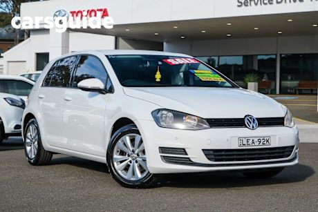 White 2014 Volkswagen Golf Hatchback 90 TSI Comfortline