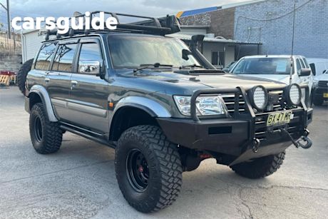 Green 2001 Nissan Patrol Wagon TI (4X4)