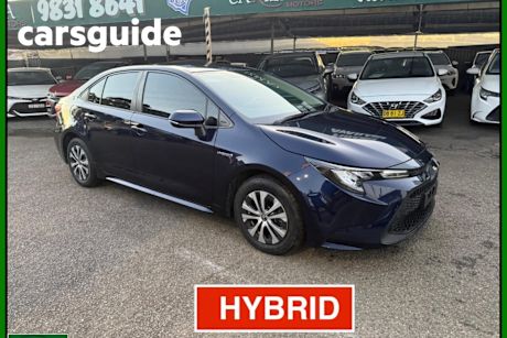 Blue 2020 Toyota Corolla Sedan Ascent Sport + Navi (hybrid)