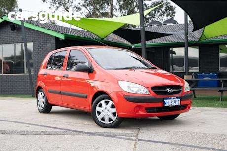 Red 2009 Hyundai Getz Hatchback S