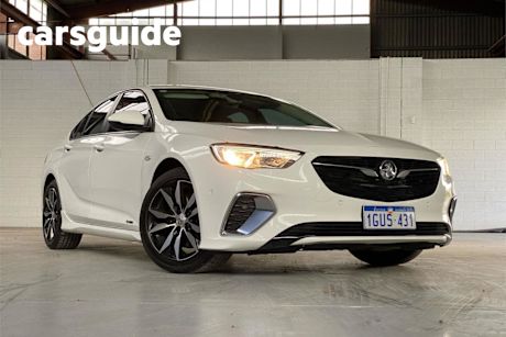 White 2019 Holden Commodore Liftback RS (5YR)