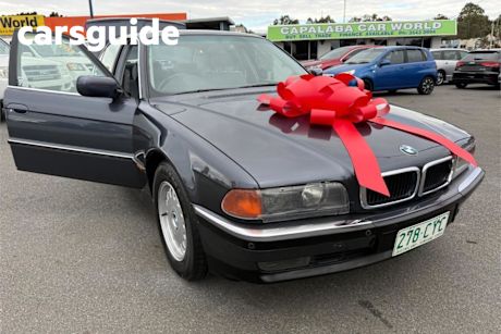 Grey 1995 BMW 730IL Sedan