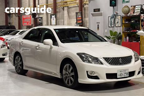 White 2008 Toyota Crown Sedan MAJESTA (HYBRID)