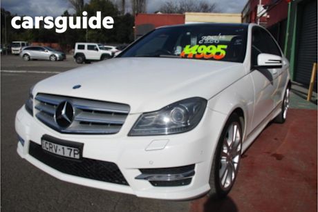 White 2013 Mercedes-Benz C250 Sedan Avantgarde