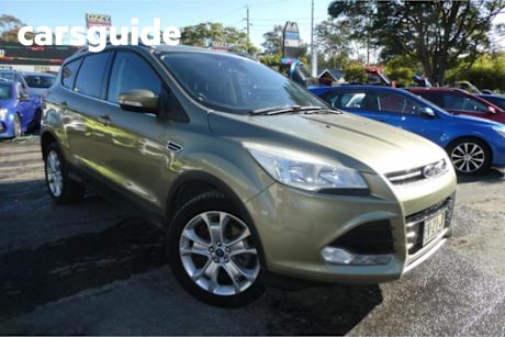Green 2013 Ford Kuga Wagon Trend (awd)