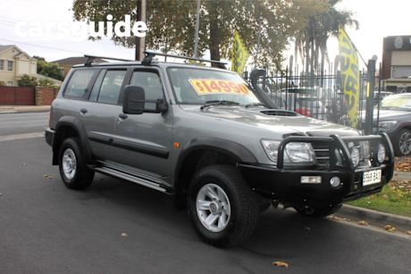 Silver 2004 Nissan Patrol Wagon ST (4X4)