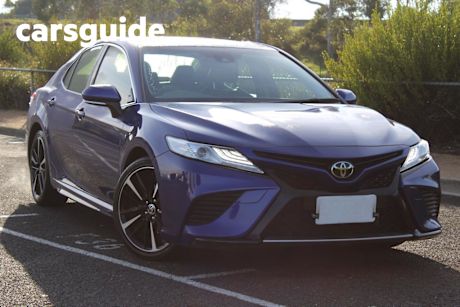 Blue 2020 Toyota Camry Sedan SX