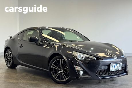 Grey 2013 Toyota 86 Coupe GTS
