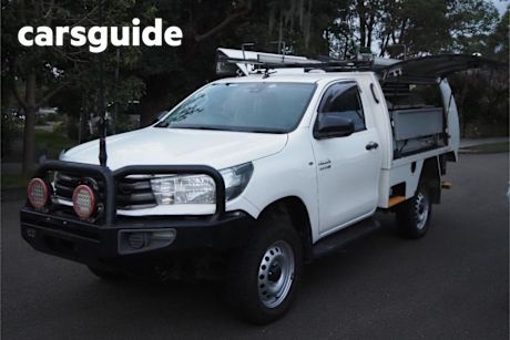 White 2020 Toyota Hilux Cab Chassis SR (4X4)