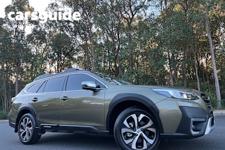 Green 2022 Subaru Outback Wagon AWD Touring