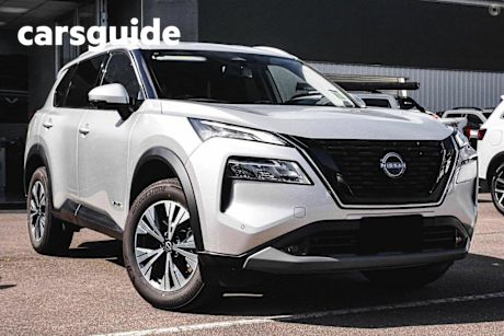 Silver 2024 Nissan X-Trail Wagon ST-L (4WD) E-Power (hybrid)
