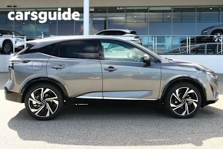 Grey 2025 Nissan Qashqai Wagon TI-L