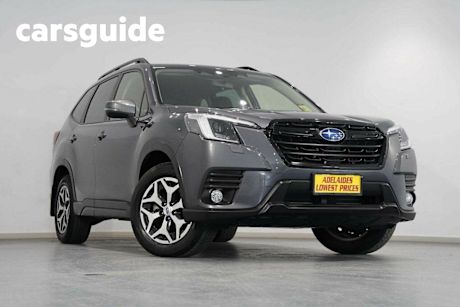 Grey 2023 Subaru Forester Wagon 2.5I (awd)