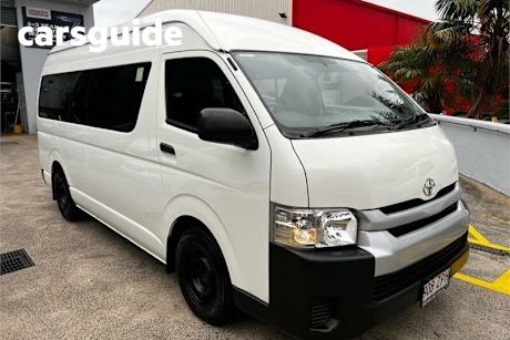 White 2014 Toyota Hiace Bus Commuter