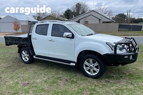White 2018 Isuzu D-MAX Crew Cab Utility LS-Terrain HI-Ride (4X4)