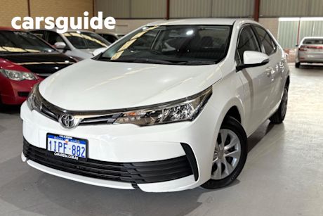 White 2017 Toyota Corolla Sedan Ascent