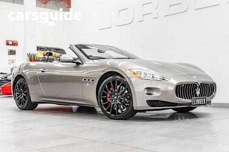 Grey 2010 Maserati Grancabrio Convertible