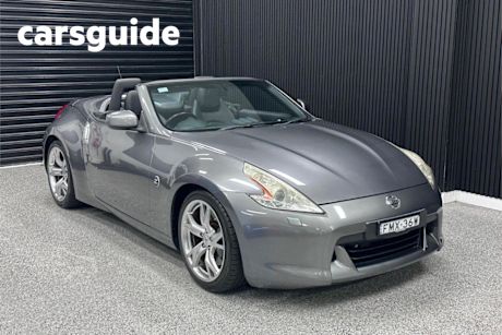 Grey 2011 Nissan 370Z Roadster
