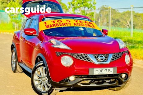 Red 2015 Nissan Juke Wagon ST (fwd)