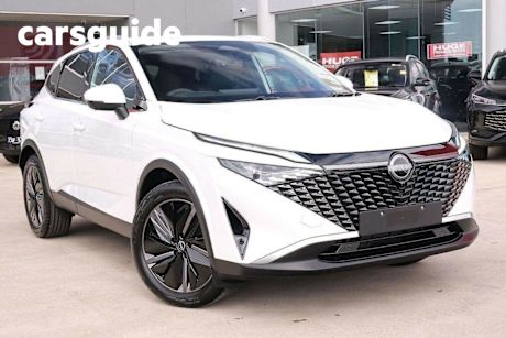 White 2025 Nissan Qashqai Wagon TI