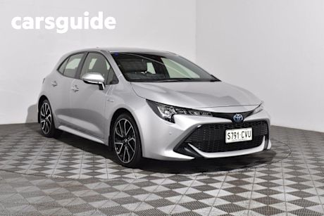 Silver 2019 Toyota Corolla Hatchback Ascent Sport (hybrid)