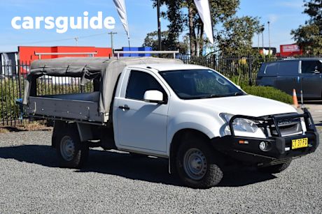 White 2018 Isuzu D-MAX Cab Chassis SX (4X4)