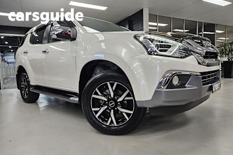 White 2021 Isuzu MU-X Wagon LS-T (4X2)
