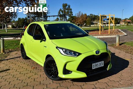 Green 2022 Toyota Yaris Hatchback ZR Hybrid
