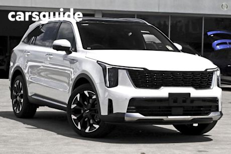 White 2024 Kia Sorento Wagon GT-Line 7 Seat