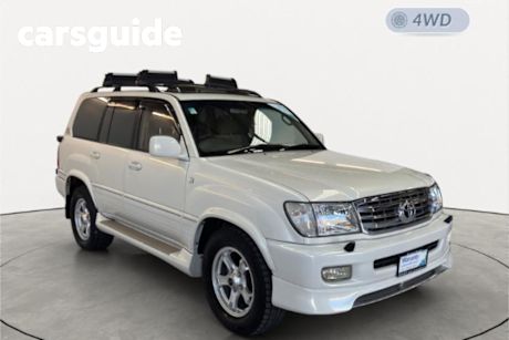 White 1998 Toyota Landcruiser SUV VX