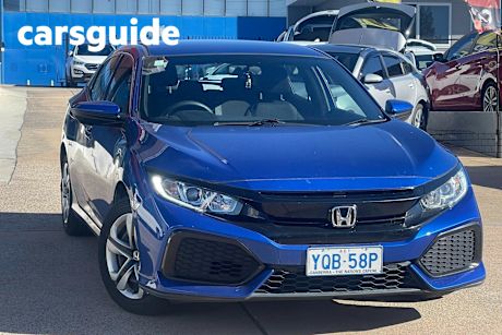 Blue 2017 Honda Civic Hatchback VTI
