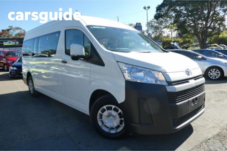 White 2019 Toyota Hiace Bus Commuter (12 Seats)