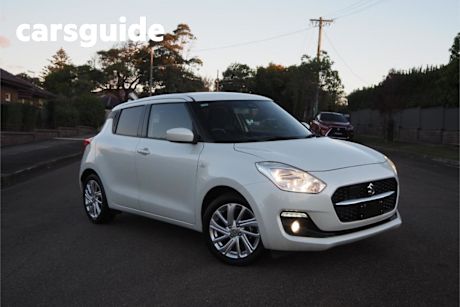 White 2022 Suzuki Swift Hatchback GL Navi Plus