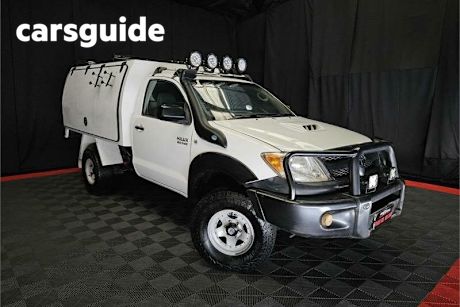 White 2007 Toyota Hilux Cab Chassis SR (4X4)