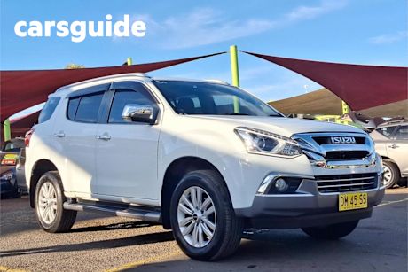 White 2017 Isuzu MU-X Wagon LS-T (4X2)