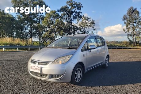 Silver 2006 Mitsubishi Colt Hatchback LS