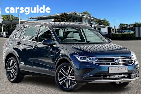 Blue 2024 Volkswagen Tiguan Wagon 162TSI Elegance