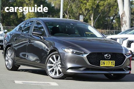 Grey 2022 Mazda 3 Sedan G20 Evolve