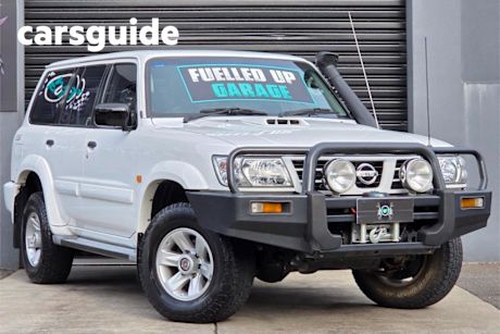 White 2003 Nissan Patrol Wagon ST (4X4)