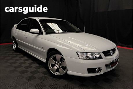 White 2005 Holden Commodore Sedan Executive
