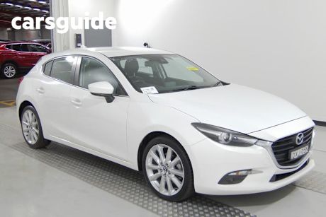 White 2018 Mazda 3 Hatchback SP25 GT